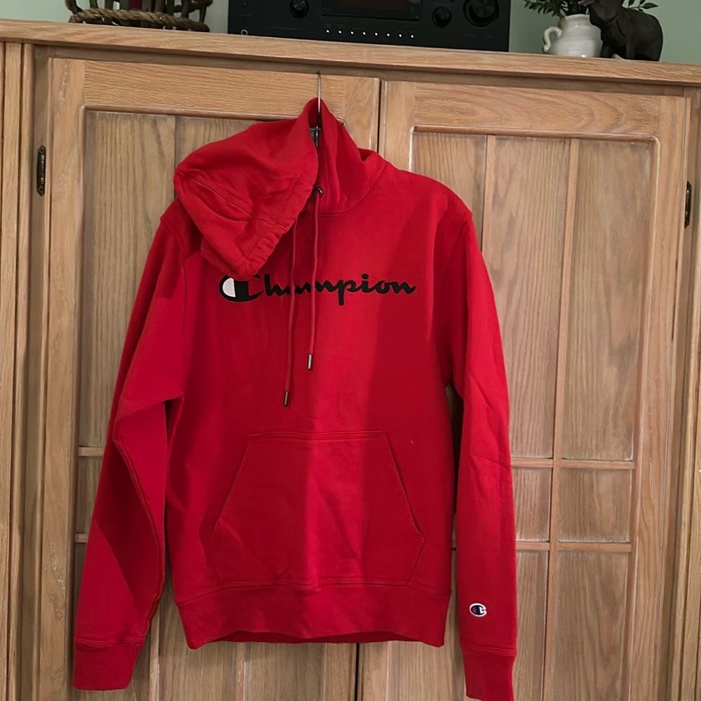 Men’s Champion hoodie